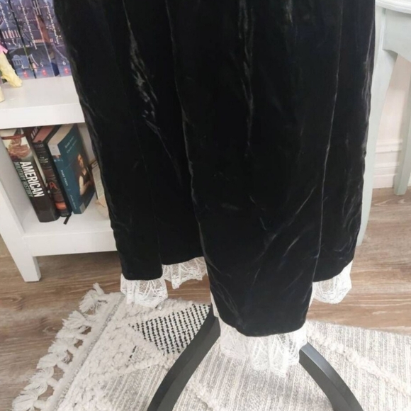 Vintage Jessica McClintock Gunne Sax Black Velvet Victorian Dress |  Gothic - Picture 5 of 13